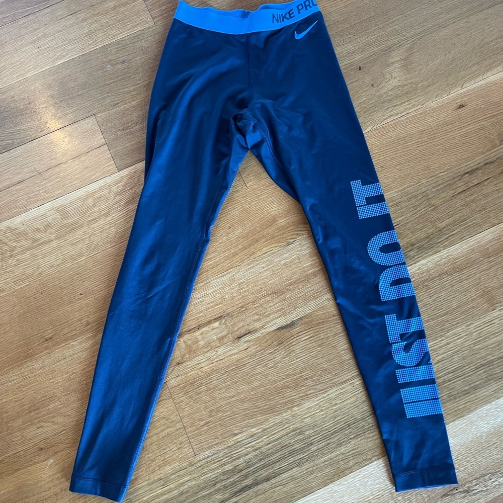 Nike Pro leggings